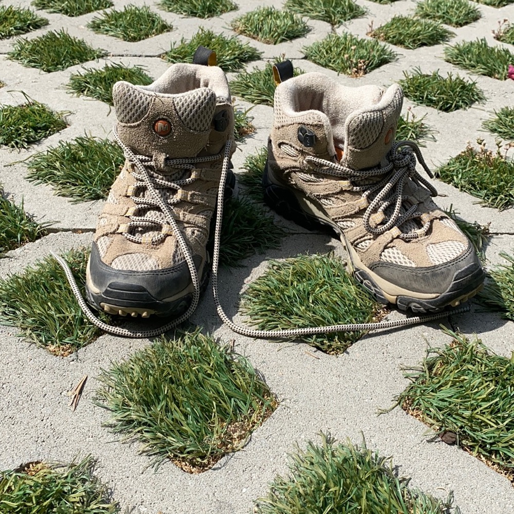 Merrill continuum hiking boots